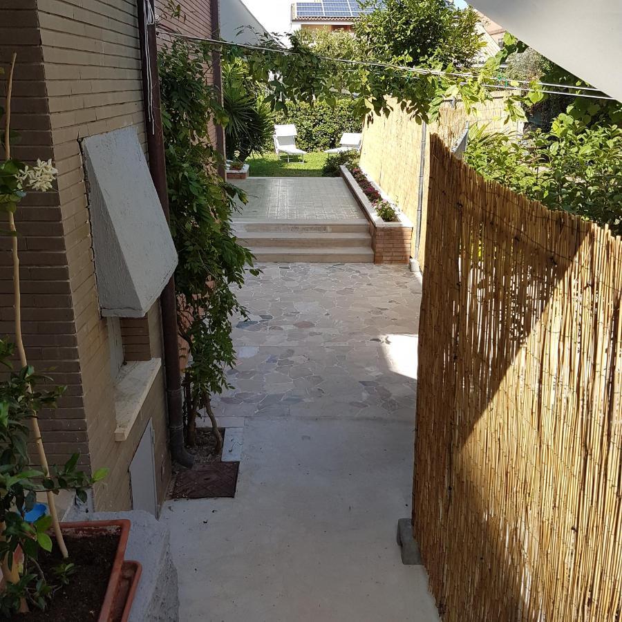 阿布鲁齐的罗塞托La Gran Dama住宿加早餐旅馆 外观 照片